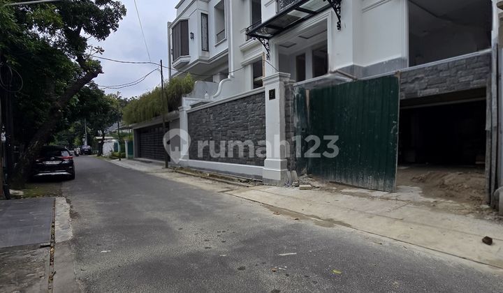 Brand New Luxury House Panglima Polim 3 Lantai + Lift 2