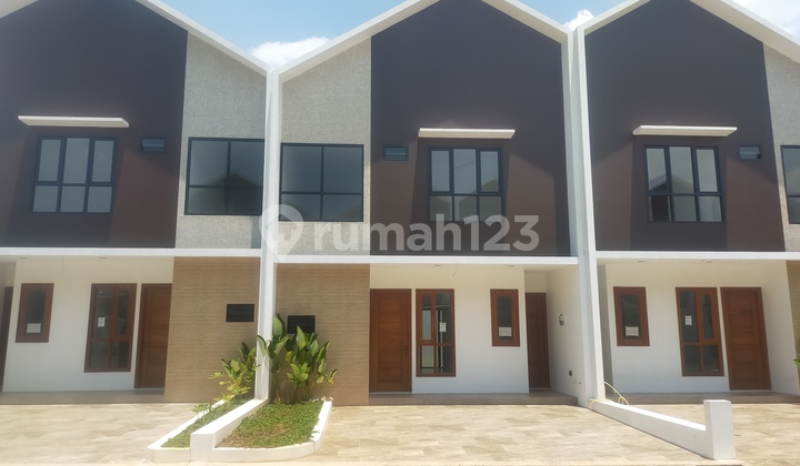 New House Scandinavian Type Jatiwaringin Jaticempaka Near LRT