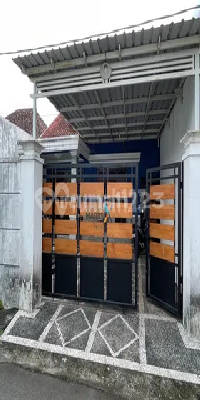 Dijual Rumah Bagus Full Furnish dan Murah di Karangploso Malang
