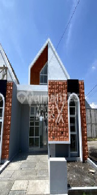 New House for Sale, Affordable and Ready to Occupy in the Heart of Malang City, Tumenggung Suryo Area, Malang.