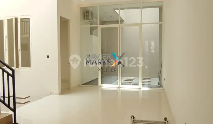 Dijual Rumah Baru Sangat Luas dan Dua Lantai Didaerah Tidar 2