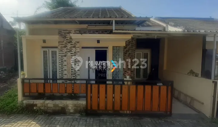 Dijual Rumah Murah Bagus Minimalis di Singosari Malang
