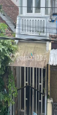 Dijual Rumah Murah Dekat Alun-Alun Batu Malang Dijual Rumah Murah Dekat Alun-Alun Batu Malang