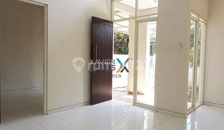 For Sale: Good Condition, Ready-to-Occupy House in Austinville Dieng, Malang 2