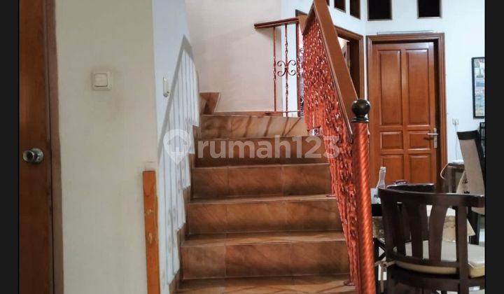 Rumah, 2 Lantai, SHM, di Pesanggrahan 2