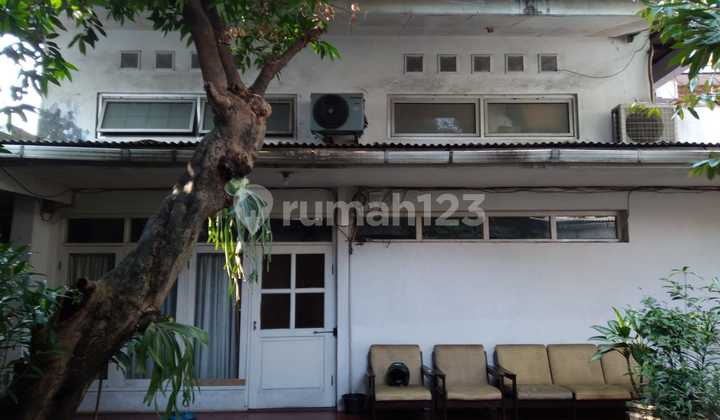 Rumah, 1 Lantai, SHM, di Permata Hijau