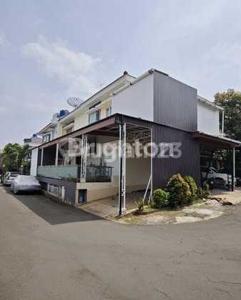 Rumah hook Ulujami, Jakarta Selatan Rumah hook Ulujami, Jakarta Selatan