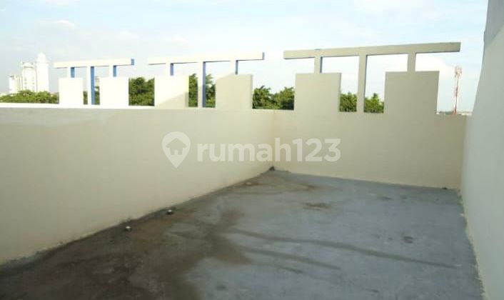 Shop House, 3 Floors, Freehold Title, in Pos Pengumben 2