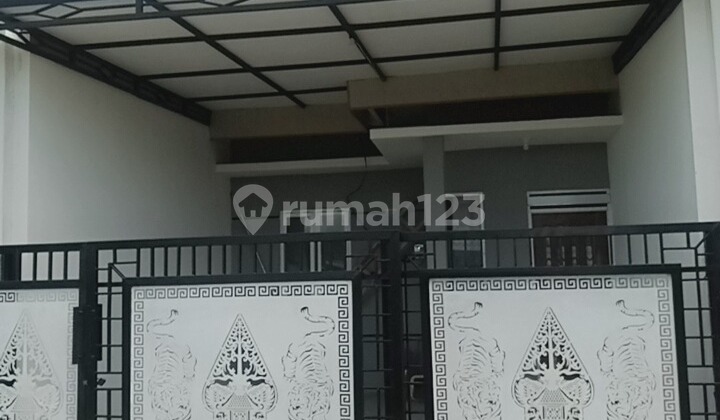 House, 1 Floor, SHM, South Facing, Flood Free