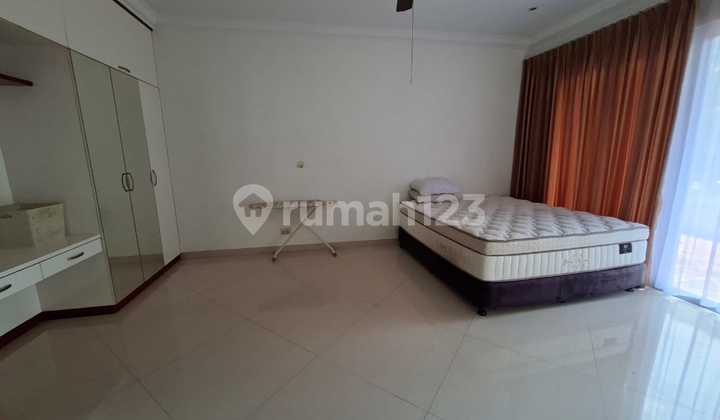 2-Story House Ready to Occupy in Shangrilla Garden Complex, Sekupang, Batam