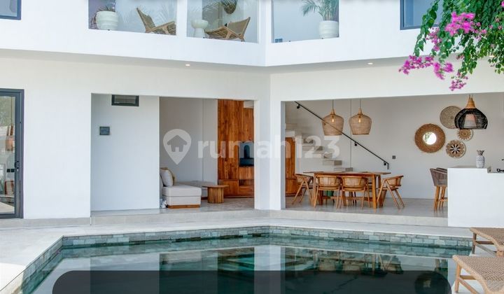Modern Villa 3 Bedrooms Near Seseh Beach