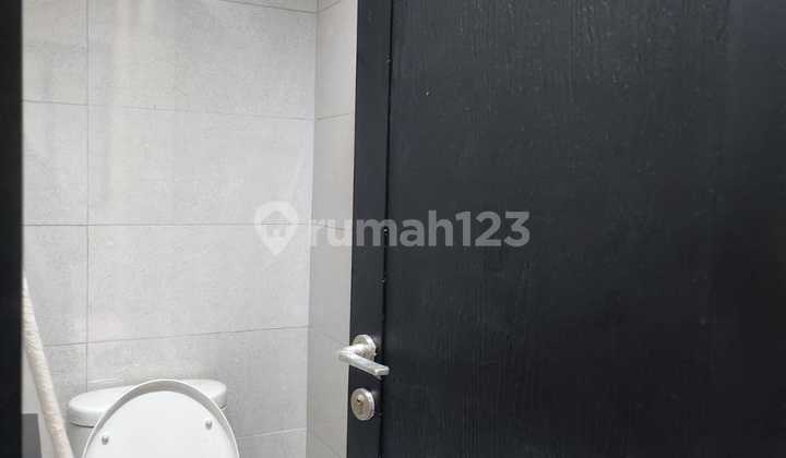 Hot Sale Semi-Furnished 2-Story House with 8-Meter Frontage Hot Sale Semi-Furnished 2-Story House with 8-Meter Frontage