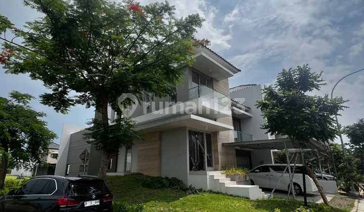 Jarang Ada Rumah Mewah Posisi Hook Golf Island