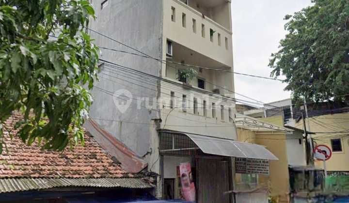 Ruko 4 Lantai Jalan Raya Utama Cocok untuk Rumah Kantor