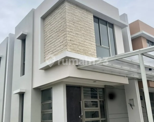 Rumah Minimalis 2 Lantai Posisi Hook Siap Huni Pik 2