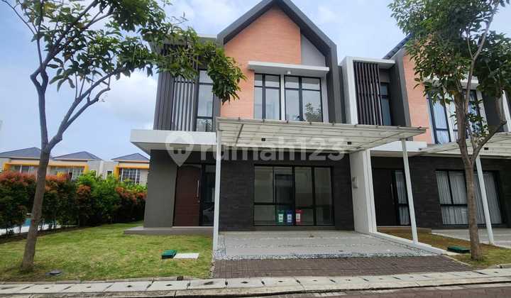 Disewakan: Rumah Mewah Posisi Hook Cluster Pik 2