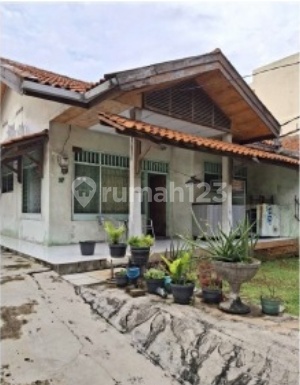 For Sale. Cheap. House behind Rs Sari Asih. Karawaci. For Sale. Cheap. House behind Rs Sari Asih. Karawaci.