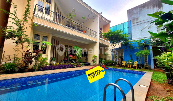 Rumah Elegan Mewah di Kawasan Eksklusif Gandaria Kebayoran Baru Rumah Elegan Mewah di Kawasan Eksklusif Gandaria Kebayoran Baru