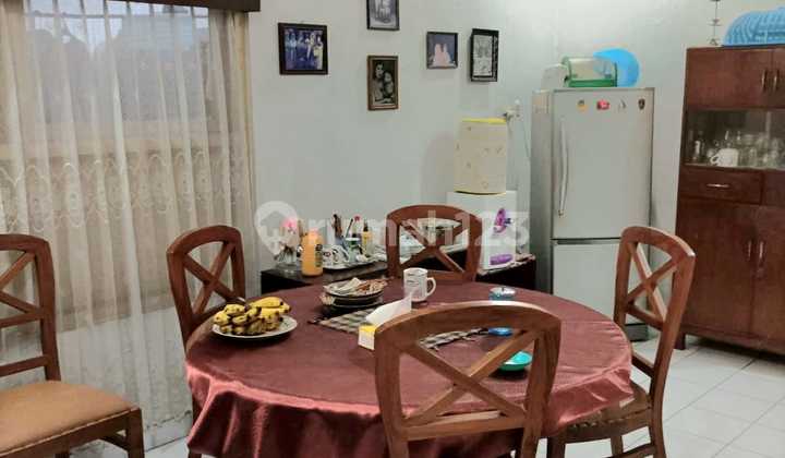 Homie House Strategically Located a Step Away from Panglima Polim and Blok M Homie House Strategically Located a Step Away from Panglima Polim and Blok M