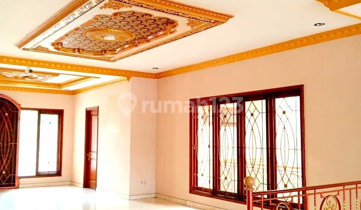 For Sale 2-Story House Nice and Spacious with Backyard in Rc Veteran Pesanggrahan (Im) 2