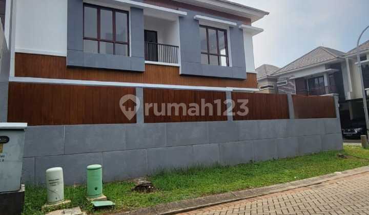 Luxurious Brand New Discovery Park Bintaro House With Swimming Pool
