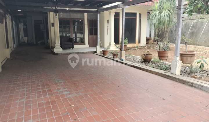 Rumah Minimalis Bagus Halaman Luas Lokasi Strategis di Pesanggrahan (Im)