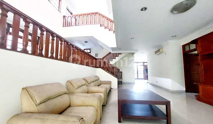 Pondok Indah Rumah Homy Dg Swimming Pool Komplek Asri Jalan Lebar