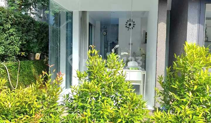 Dijual Rumah Modern 3 Lantai, SHM di Pesanggrahan Jakarta Selatan (Im) 2