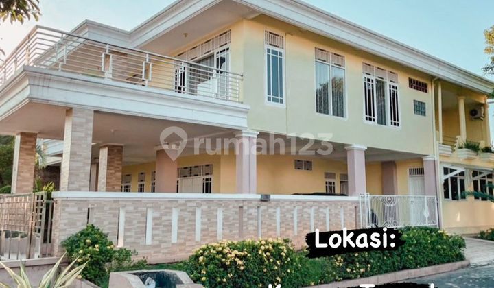 Dijual Rumah Mewah 2 Lantai di Komplek Keuangan Karang Tengah Tangerang 2