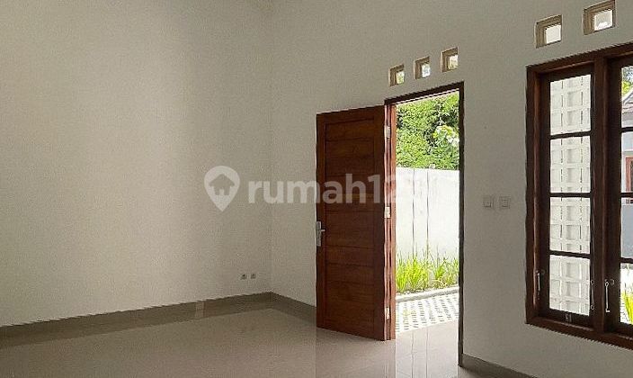 Year-End Discount Ready-to-Occupy House near UMY