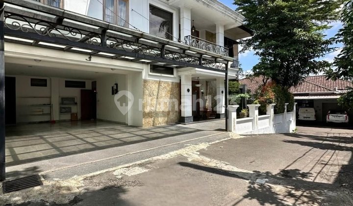 Rumah Dalam Kompleks Cipete KT 5 , KM 5 Harga 13.6 M