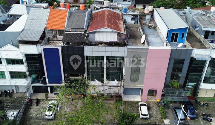 Ruko Komersial3 Lantai di Tebet Jakarta Selatan