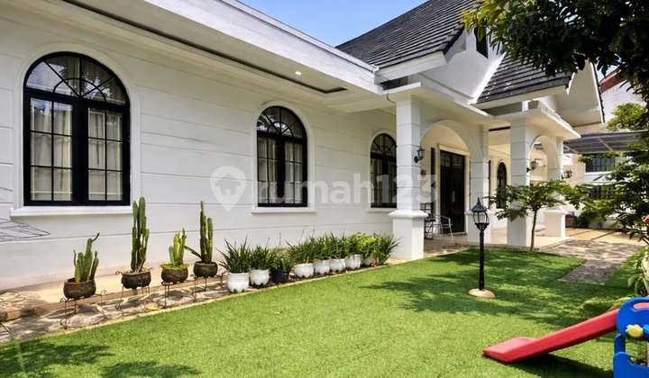 Hook House in Ready-to-Live Complex Cipete Fatmawati 2