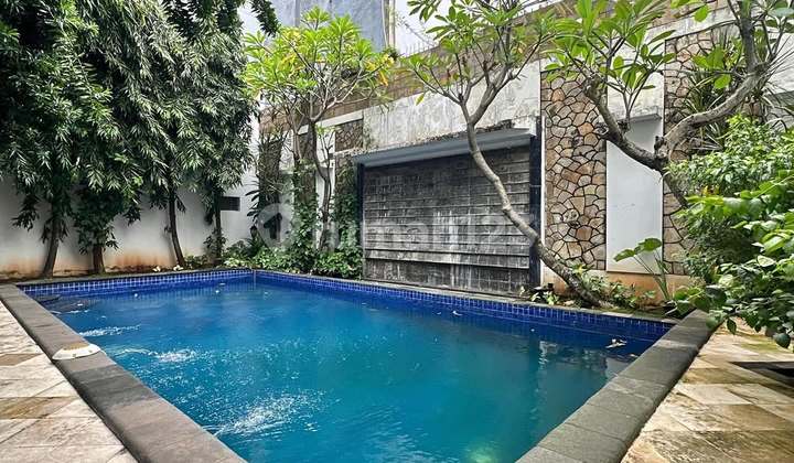 Rumah Terawat Layak Huni Cipete Dekat School Prancis