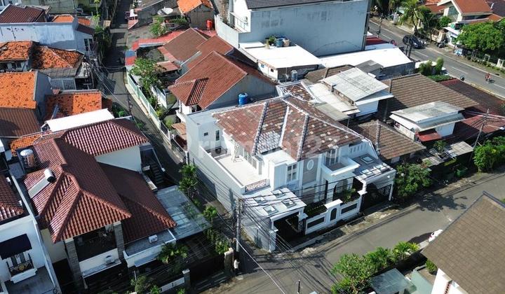 Modern House Ready to Occupy 5BR Ready to Occupy Rp 9.5 B