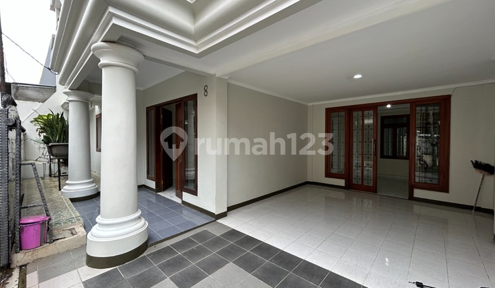 Rumah Bagus di Tebet Barat LT 170 M2 Harga 4 M