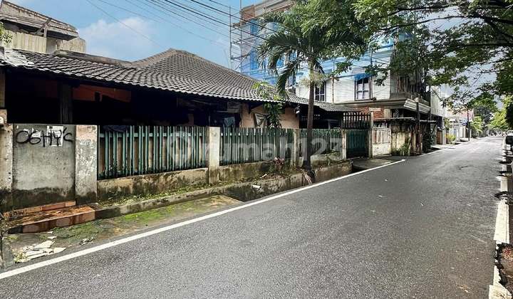 Rumah Hitung Tanah Jalan Lebar Luas 230 M2 Rp 5.7 M