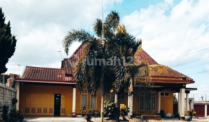 Special Joglo House, Modern, In the Center of Blitar City 2