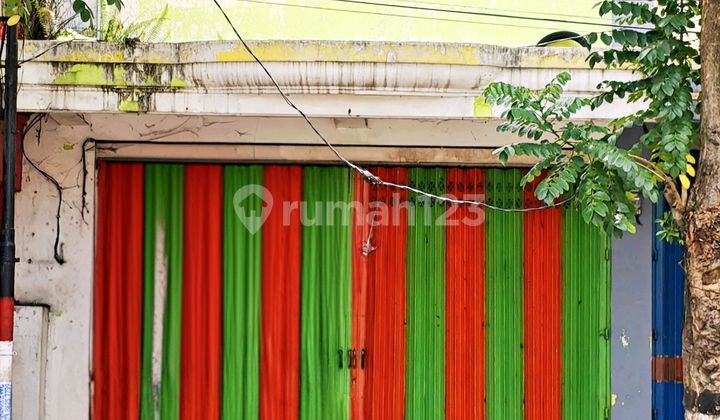 Strategic 2-Story Shop House in the Center of Blitar City