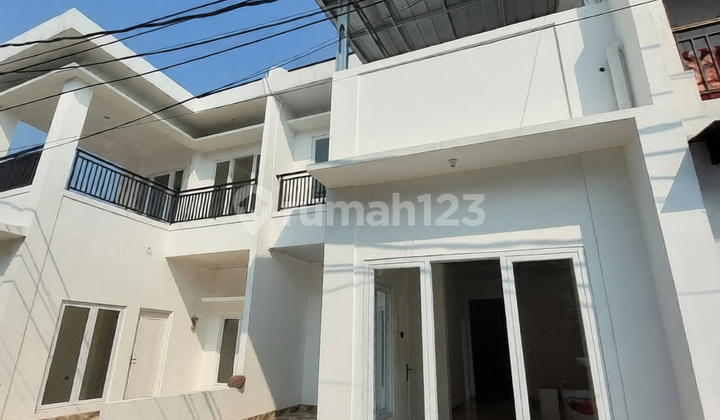 Graha Bintaro House Ready-to-Occupy Floor