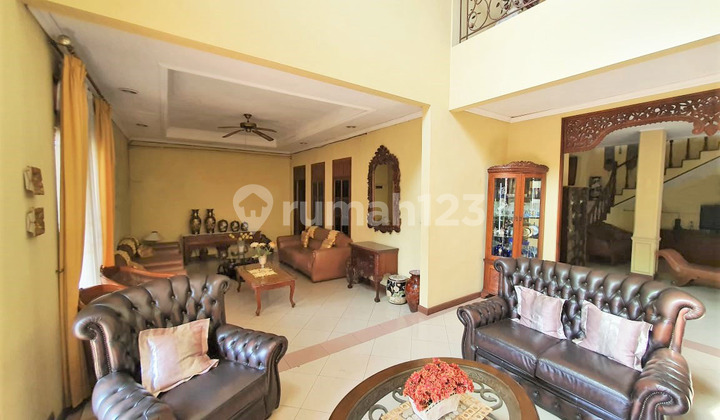 Rumah Rapih 2 Lantai Siap Huni di Bintaro Jaya 2