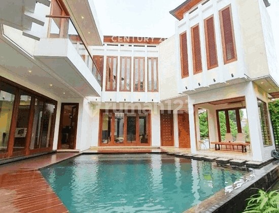 Rumah Di Pondok Indah Cantik Ada Kolam Renang  3027