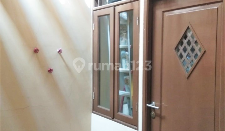 Beautiful Serene 2-Storey House Ready to Occupy in Bintaro Jaya Sector 4 2