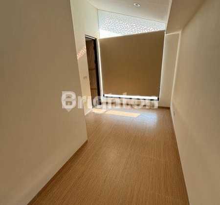 Rumah Cantik Siap Huni di Rolling Hills Ocean Drive 2