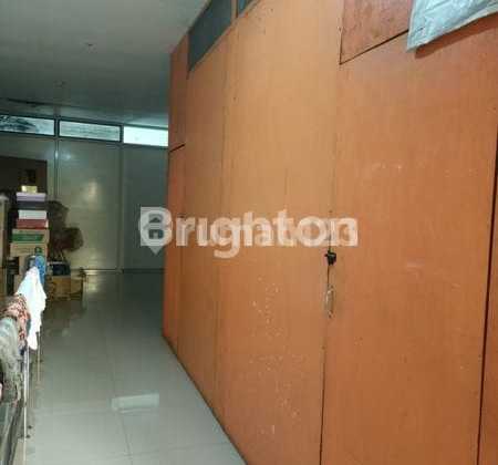 Strategic Shop House Ready for Business in Abdul Kadir 2