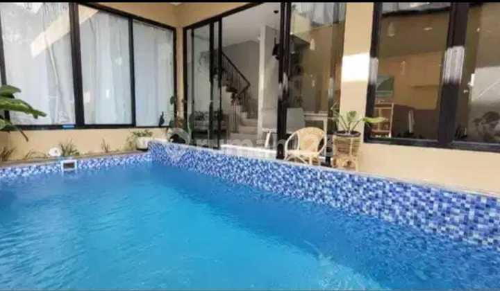 Villa Kolam Renang Dago Pakar Bandung