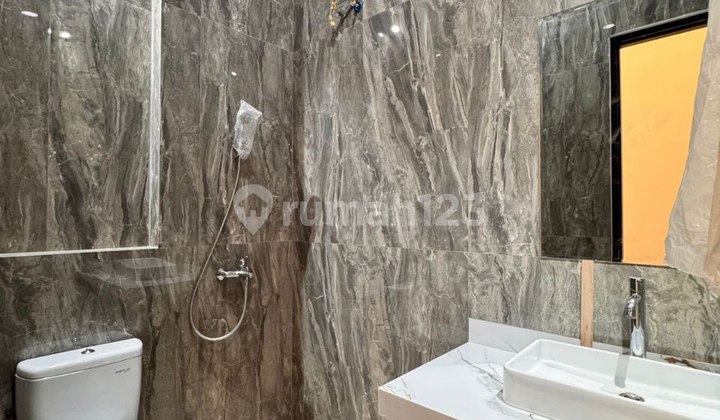 For Sale East Sby House (Babatan Pantai Surabaya) Semi-Classic Model. Minimalist 2 Floors (New) Beautiful 2