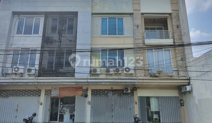 For Sale: Ruko Raya Menur Pumpungan - Zero Road Frontage - Spacious Parking 1