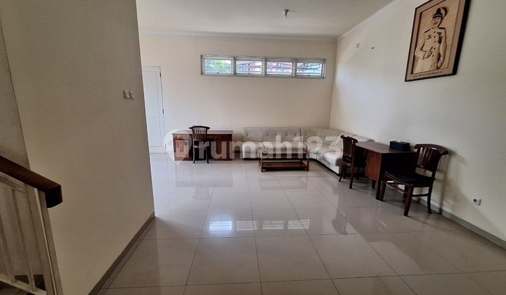 FOR RENT GALAXY BUMI PERMAI ARAYA 2 HOUSE - HOOK - SEMI FURNISHED FOR RENT GALAXY BUMI PERMAI ARAYA 2 HOUSE - HOOK - SEMI FURNISHED