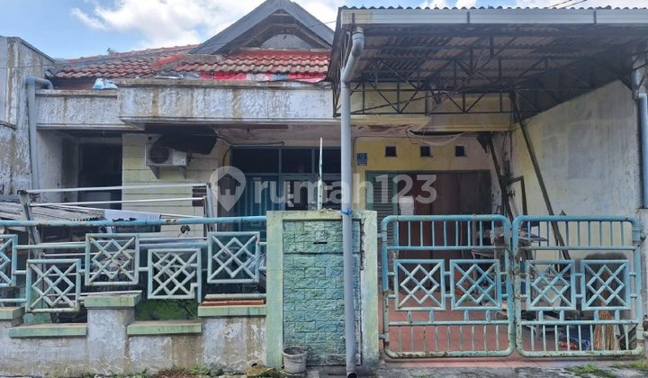 Dijual Rumah (Kondisi Apa Adanya) di Rungkut Asri Tengah ,Surabaya Selatan